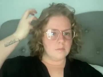Freechat angeloflight273360 on Chaturbate