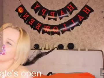 anika_heir on Chaturbate