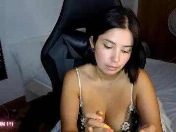 annadolll on Chaturbate