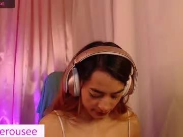 Freechat arie_rousee_sub on Chaturbate