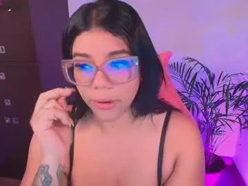 Freechat ashleyy18__ on Chaturbate