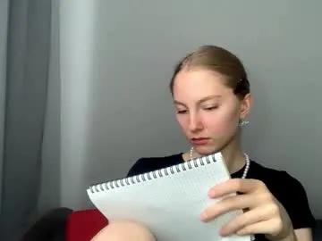 Freechat autumnroginson on Chaturbate