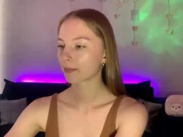 Freechat autumnroginson on Chaturbate