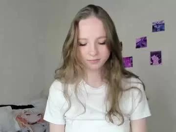 Freechat b4by_emilia on Chaturbate