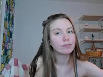 bam_bi — Welcome to my roomlush/domi On // GOAL: Put on a swimsuit [555 tokens left] #shy #18 #daddy #lovense #natural