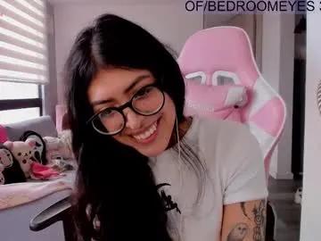 Freechat bedroomeyess on Chaturbate