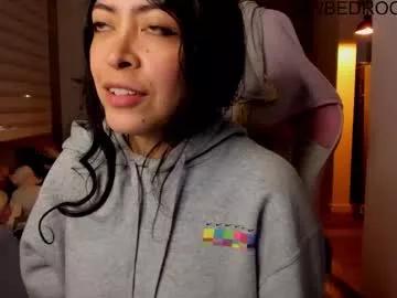 Freechat bedroomeyess on Chaturbate