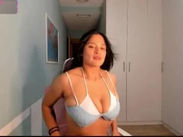 bella_pocahontas3 on Chaturbate