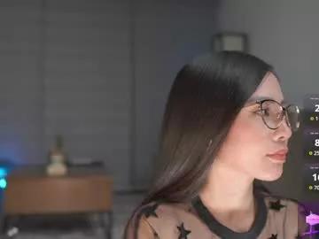 belle_adrienne on Chaturbate