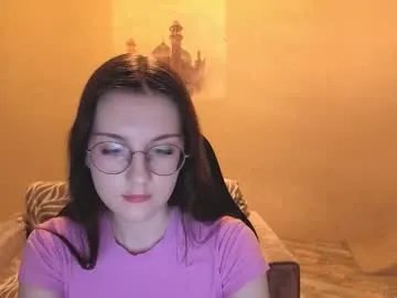 bemine_bemine — GOAL: play with the straps [5 tokens remaining] Welcome to my room! #feet #joi #18 #nonude #new