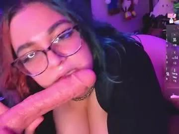 Freechat booboosperfectfacefuck on Chaturbate