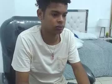 Freechat boylittle19cm on Chaturbate