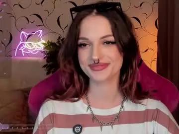 Freechat bratziedarsie on Chaturbate