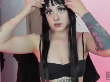 Freechat breakdownwaifu on Chaturbate