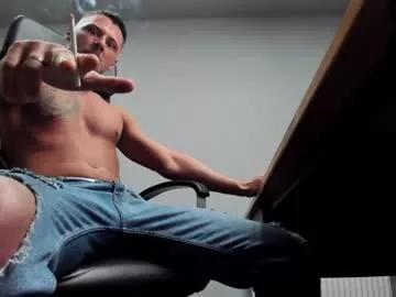 brianhunts on Chaturbate