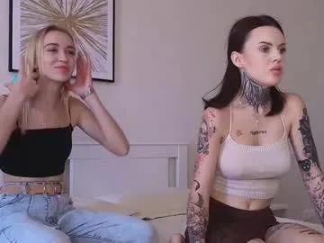 caressyourself on Chaturbate