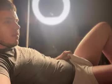 Freechat christophertan on Chaturbate