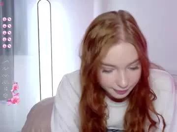 Freechat cinnabongirls on Chaturbate