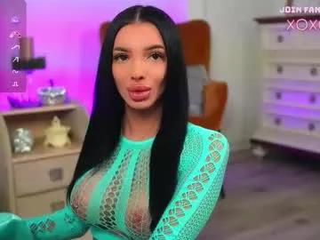 Freechat classybarby__ on Chaturbate