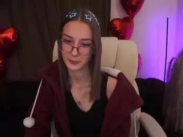 Freechat cozymell on Chaturbate