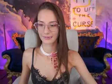 Freechat cozymell on Chaturbate