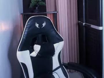 Freechat crazyasiancum on Chaturbate