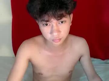 Freechat cristal1xox on Chaturbate