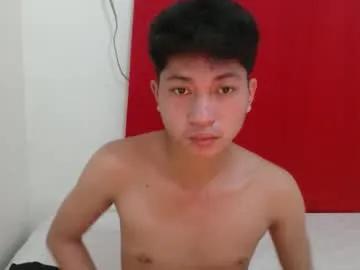 Freechat cristal1xox on Chaturbate