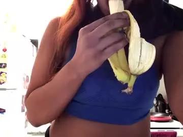 cum2charmxx on Chaturbate