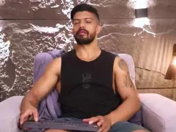 Freechat dann_saenz on Chaturbate