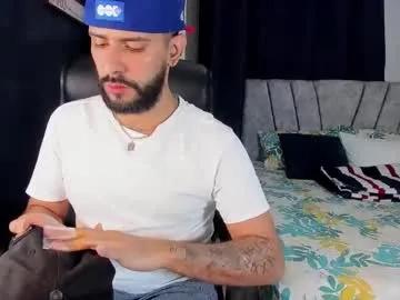 dcollins_ on Chaturbate