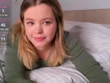 Freechat dianaholiday on Chaturbate