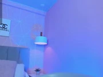 Freechat dolly_zoe on Chaturbate