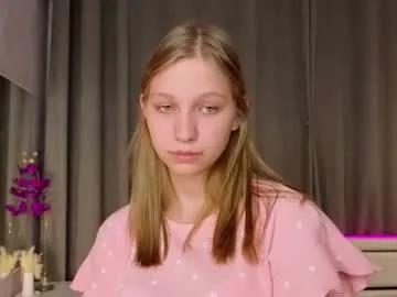 dollyburruss on Chaturbate