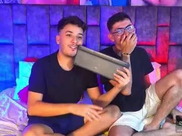 dual_seduction25 on Chaturbate