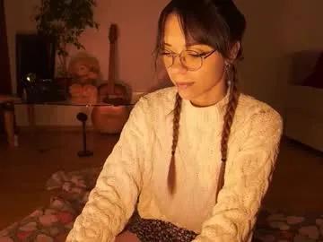 elly_fry — Relax  Evening  - Goal: Take off Sweater : [488 tokens left] #new #tease #nonude #natural #erotic