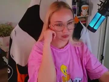 emili1_bc on Chaturbate