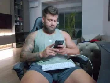 Freechat enrikoblue on Chaturbate