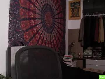 Freechat folleti7 on Chaturbate