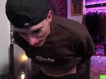 Freechat folleti7 on Chaturbate