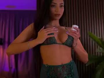 ginavalentinna on Chaturbate