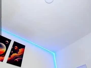 goldenhugecocktss on Chaturbate