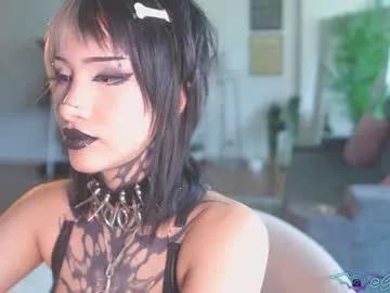 Freechat goth_dolll on Chaturbate