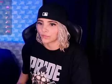 Freechat isabellamoutt on Chaturbate