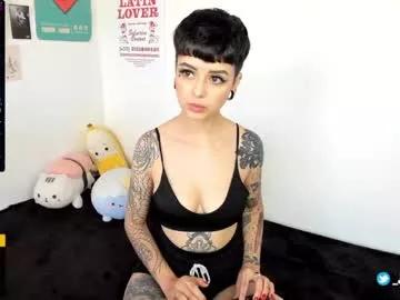 janne_maybe on Chaturbate
