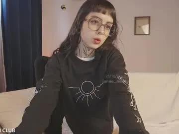 janne_maybe on Chaturbate