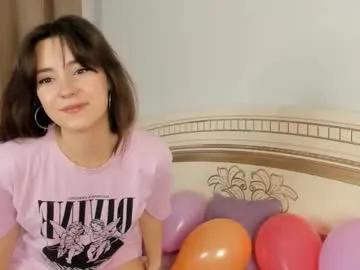 jasmindoroti — GOAL: say good morning [29 tokens remaining] Hi, I'm Chloe. WELCOME. Let's have an unforgettable emotions. #lovense #cute #bigass #smalltits #natural