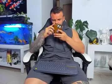 johnnygrayson_ on Chaturbate