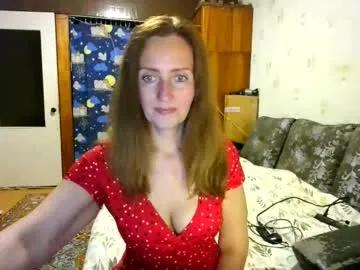 juliaa_foxi on Chaturbate
