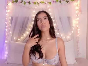 julie_bennet — striptease [1 tokens left] 